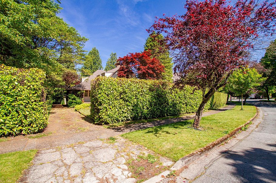 5549 Churchill Street Vancouver, BC - 11