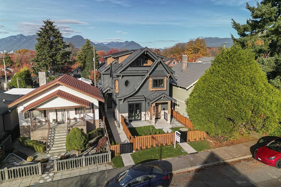 1 2565 Dundas Street Vancouver, BC - 38