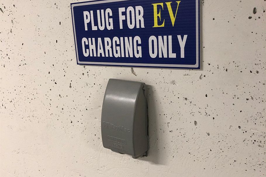 805 1708 Ontario Street Vancouver, BC - 25