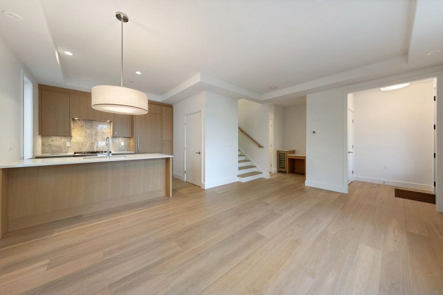 1136 E 26th Avenue Vancouver, BC - 7