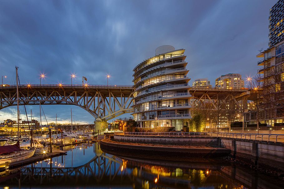 605 628 Kinghorne Mews Vancouver, BC - 31