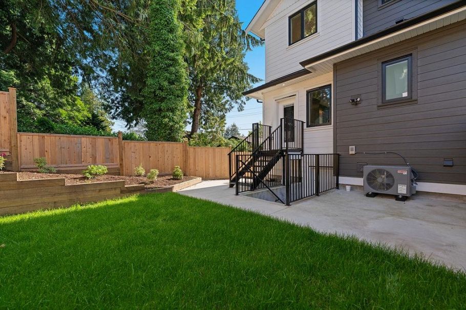 2 8508 East Boulevard Vancouver, BC - 38