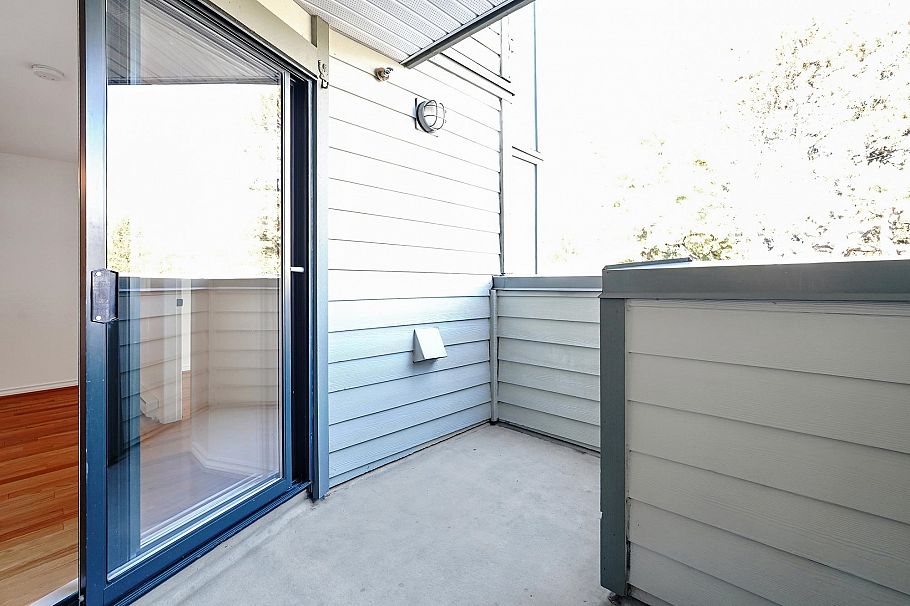 302 2741 E Hastings Street Vancouver, BC - 20