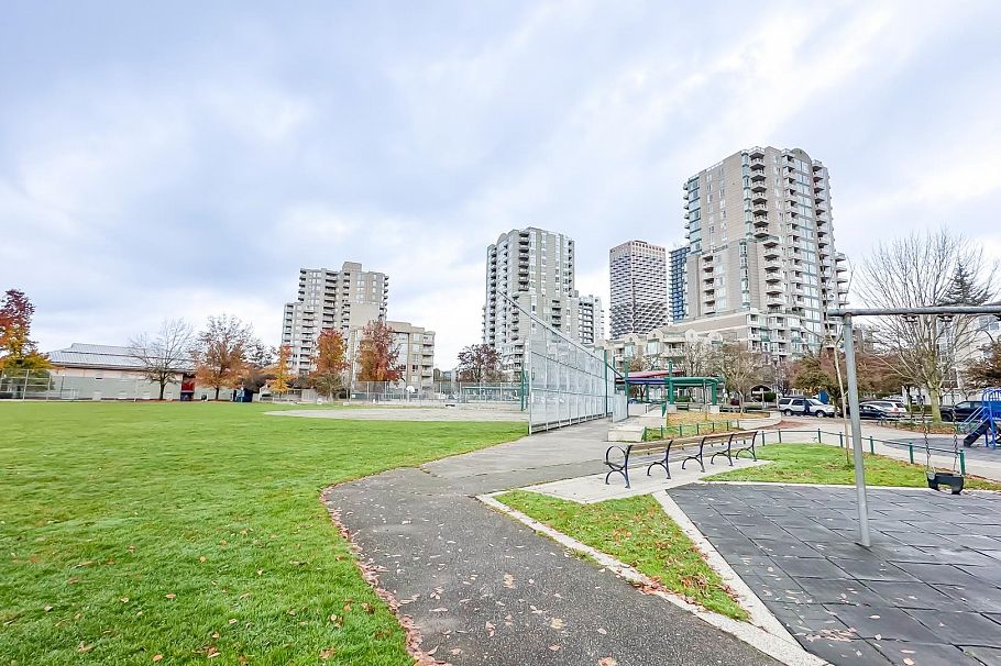 1508 5189 Gaston Street Vancouver, BC - 18