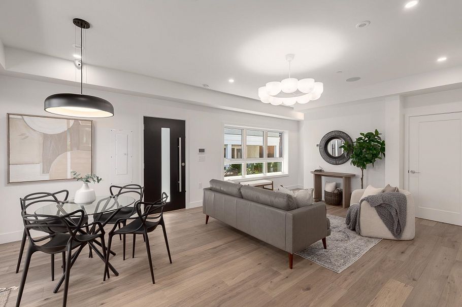 1135 W 33rd Avenue Vancouver, BC - 5