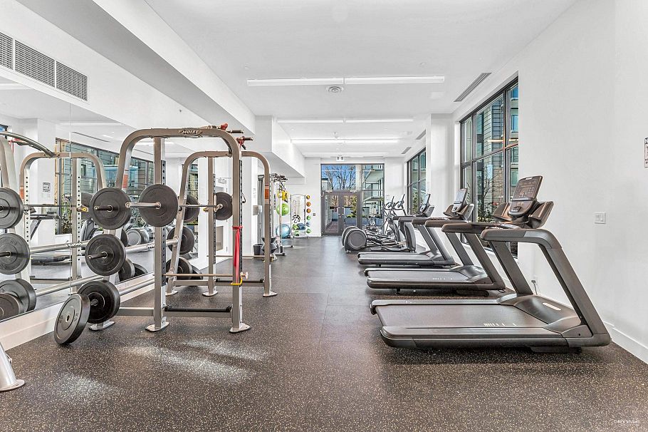 2402 1401 Hunter Street North Vancouver, BC - 22