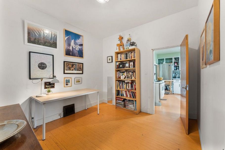 4225 John Street Vancouver, BC - 16