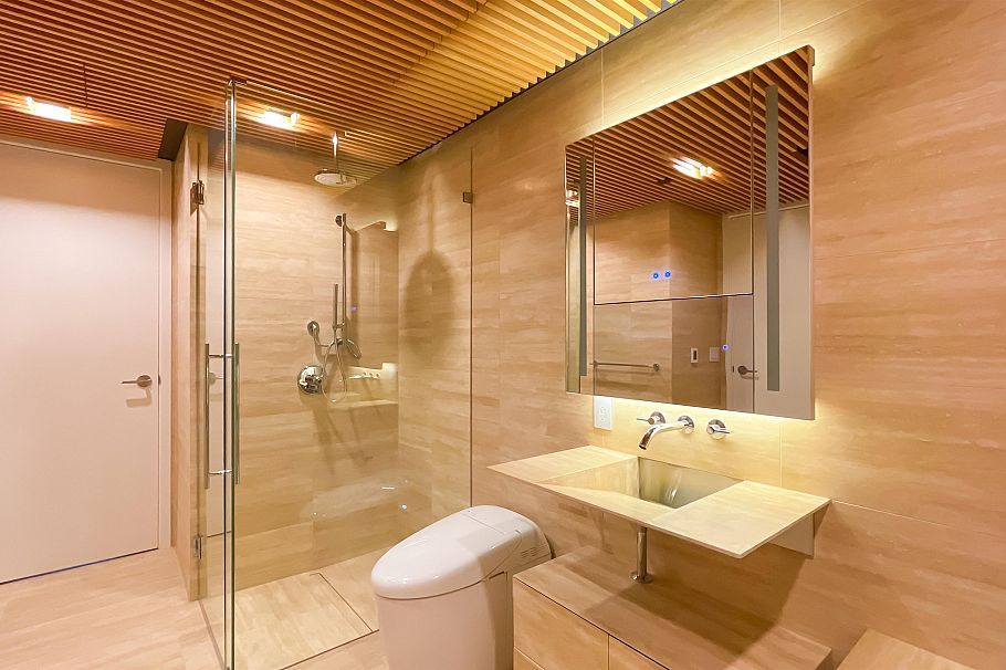 705 1568 Alberni Street Vancouver, BC - 10