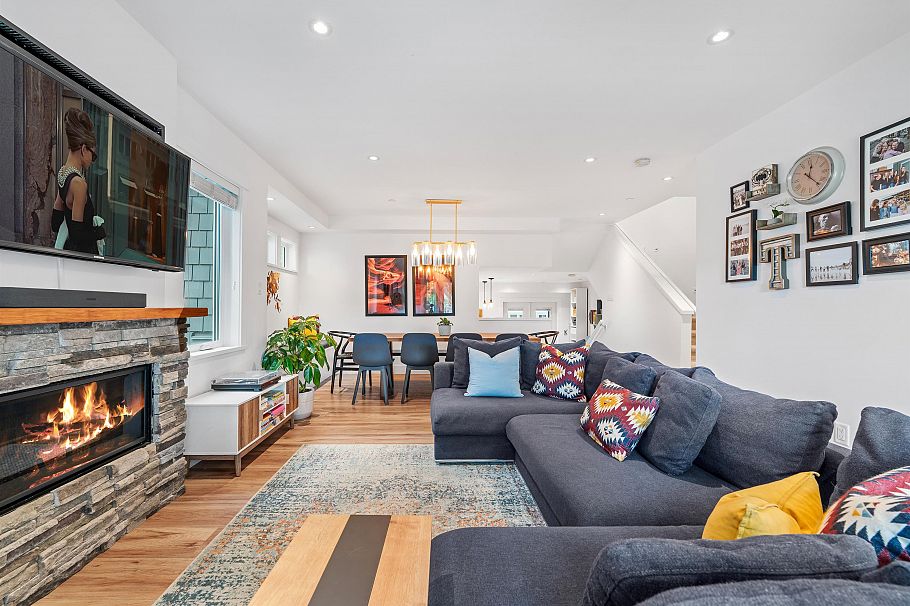 1033 E 21st Avenue Vancouver, BC - 4