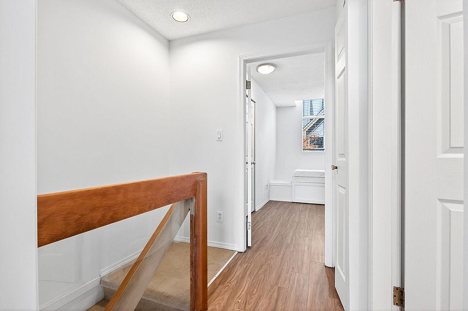 3019 Laurel Street Vancouver, BC - 24