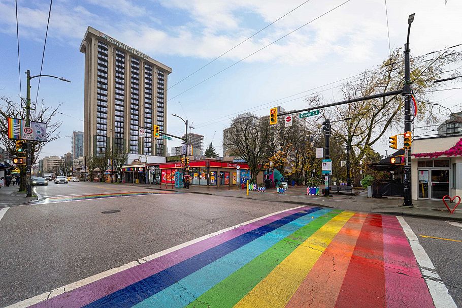 301 1234 Pendrell Street Vancouver, BC - 31