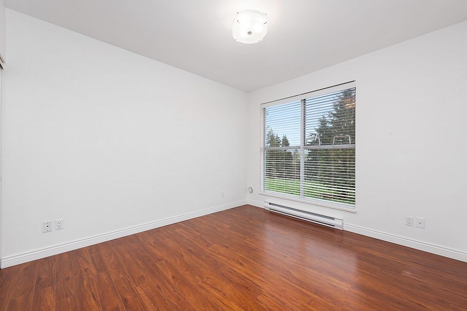 217 3629 Deercrest Drive North Vancouver, BC - 17