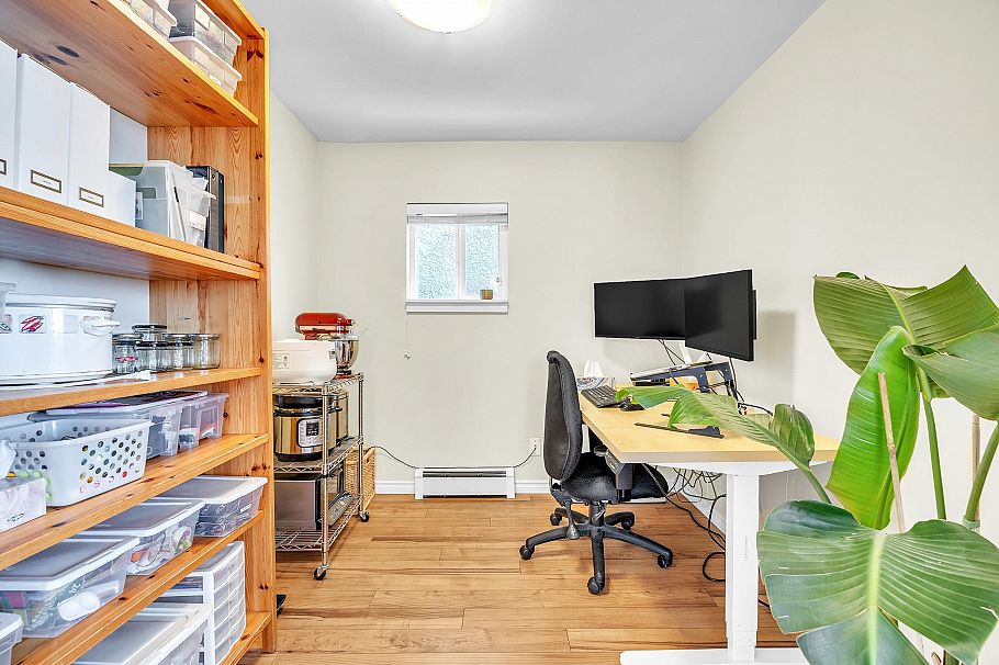 1016 E Pender Street Vancouver, BC - 20