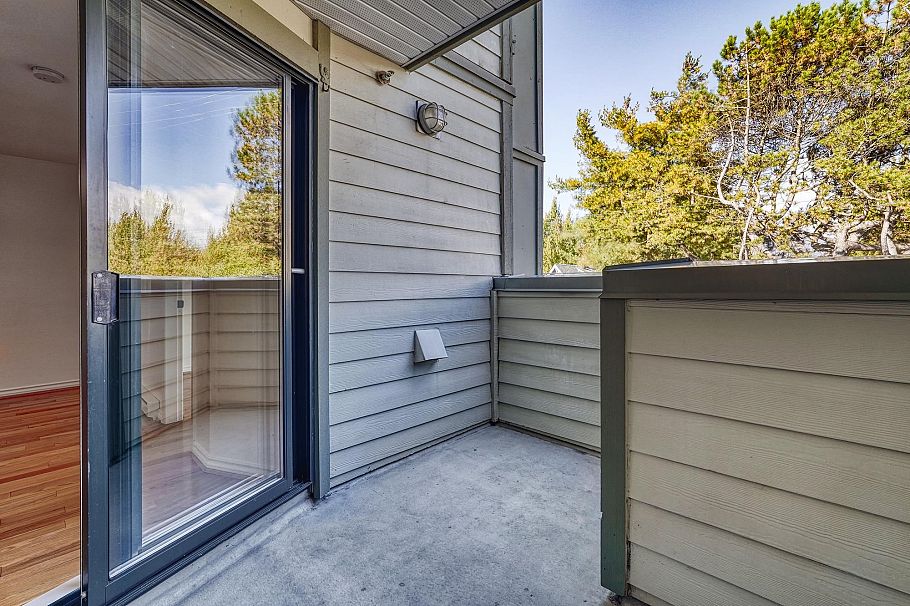 302 2741 E Hastings Street Vancouver, BC - 19