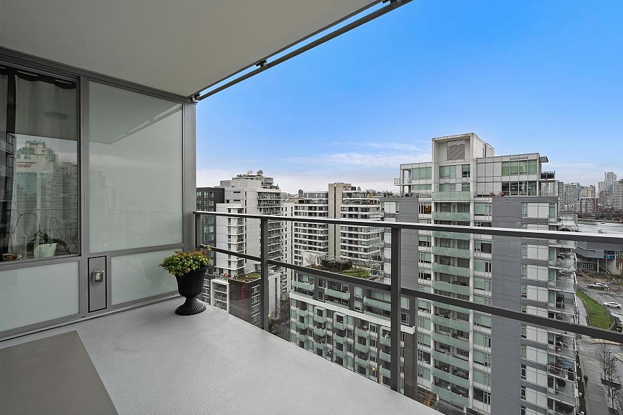 1605 110 Switchmen Street Vancouver, BC - 18