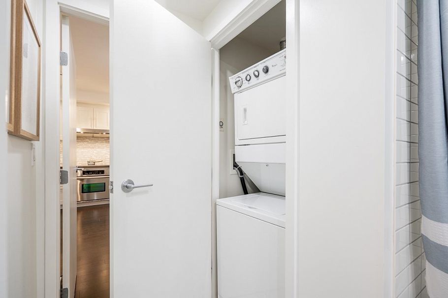 310 750 W 12th Avenue Vancouver, BC - 24