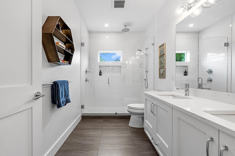 1033 E 21st Avenue Vancouver, BC - 25