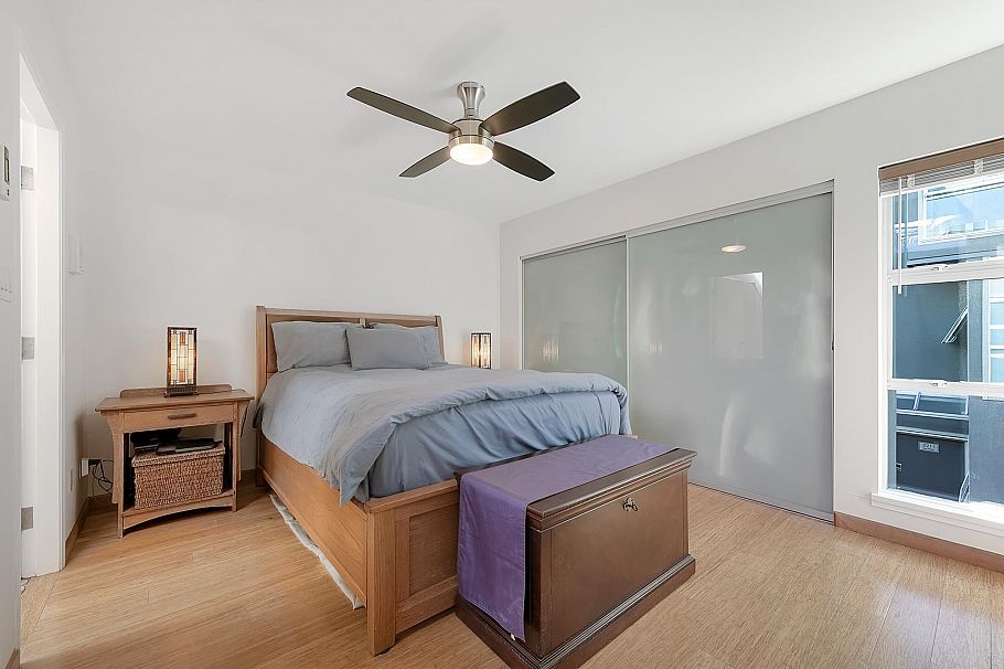 2217 Oak Street Vancouver, BC - 17