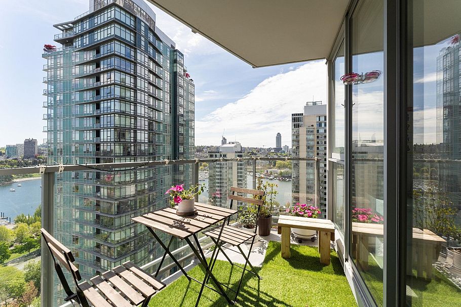 2201 1408 Strathmore Mews Vancouver, BC - 13