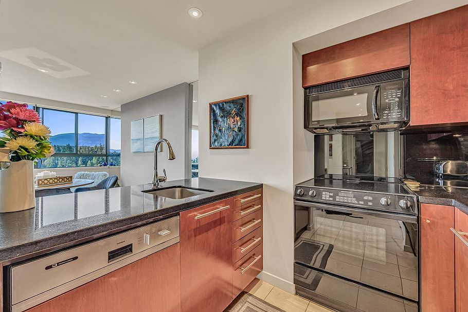 903 710 Chilco Street Vancouver, BC - 18