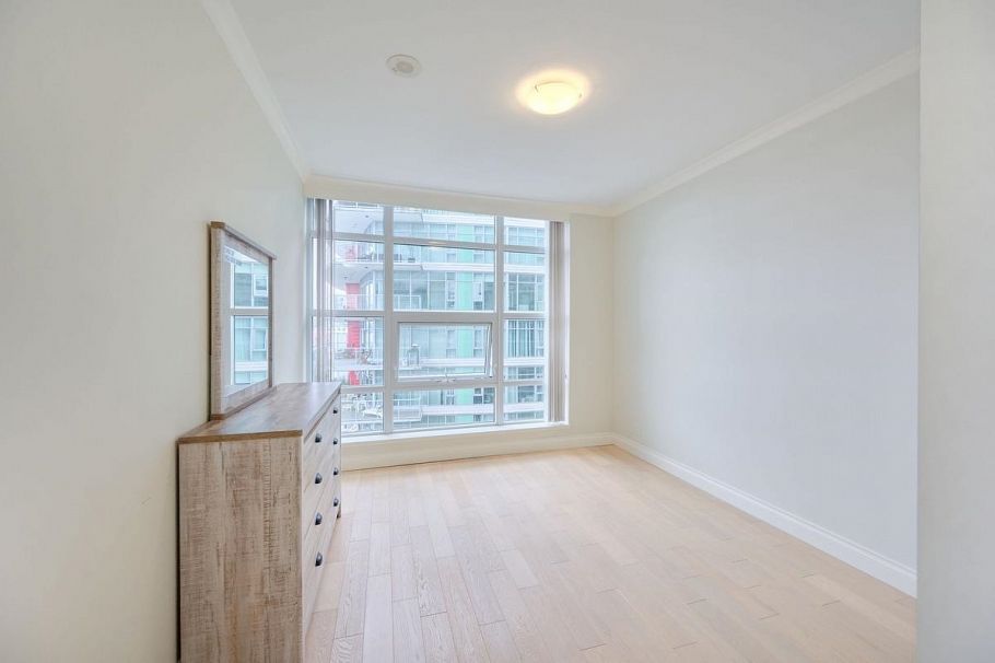 401 199 Victory Ship Way North Vancouver, BC - 10