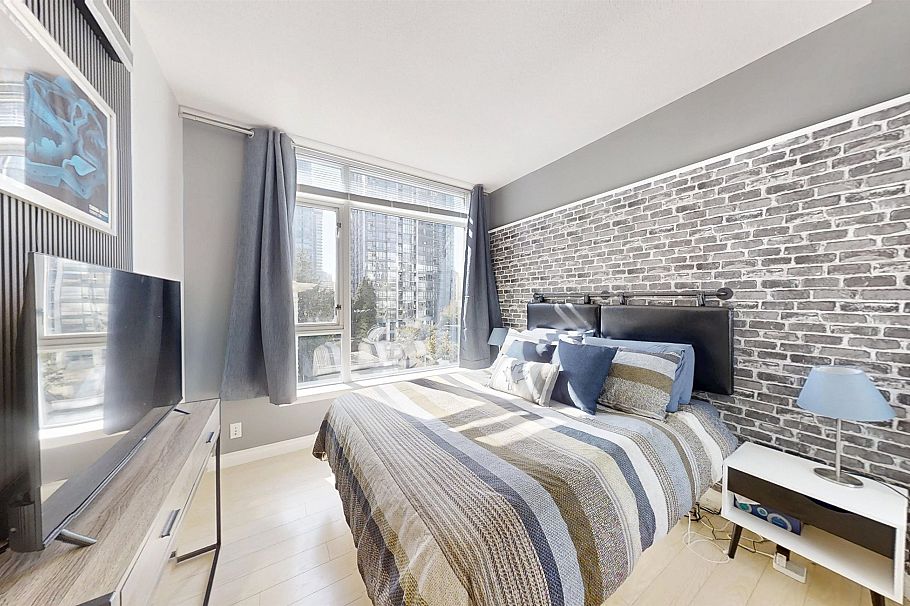 702 1211 Melville Street Vancouver, BC - 14