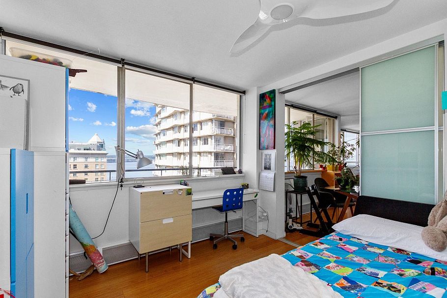 1850 Comox Street Vancouver, BC - 25