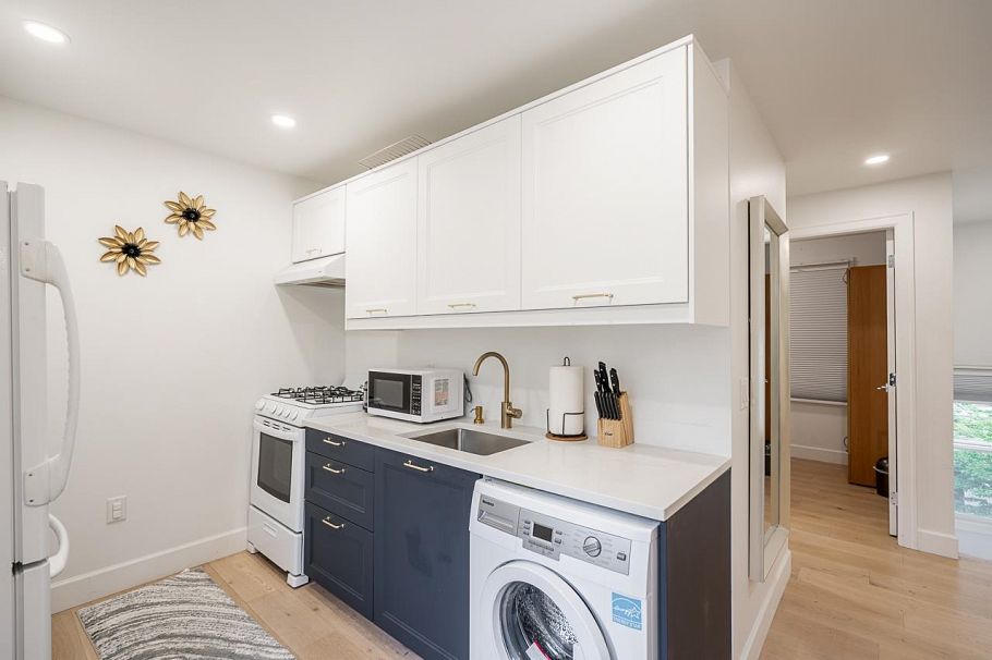 1620 Mclean Drive Vancouver, BC - 3