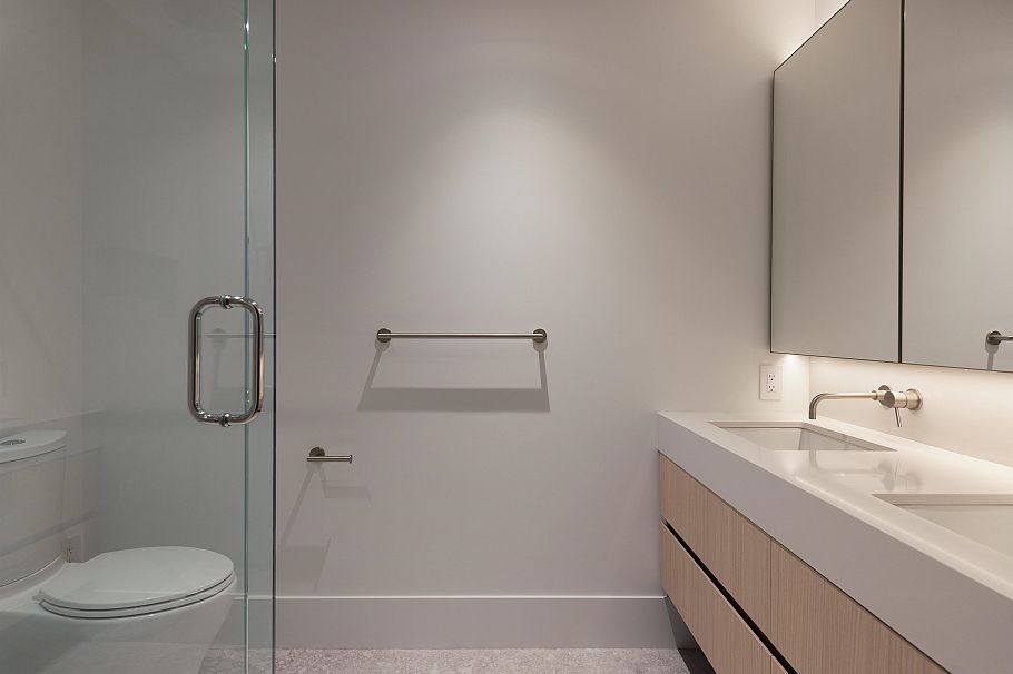 772 W 27th Avenue Vancouver, BC - 30