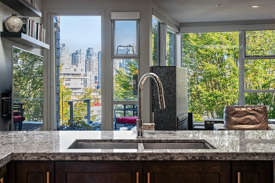 325 638 W 7th Avenue Vancouver, BC - 11