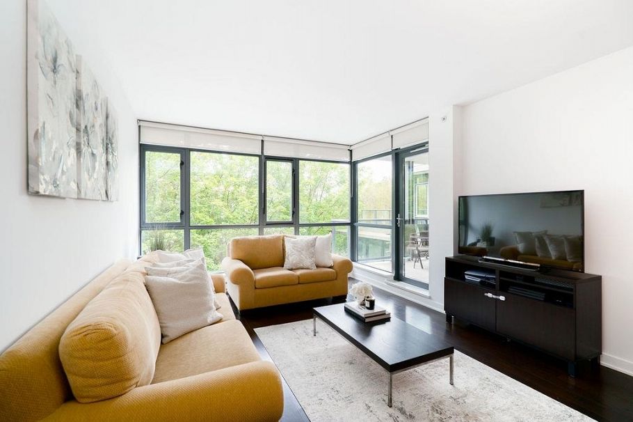 403 750 W 12th Avenue Vancouver, BC - 1