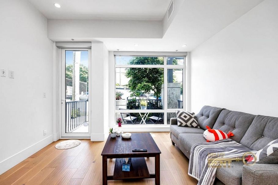 105 1591 BOWSER AVENUE, North Vancouver BC V7P 2Y4 North Vancouver, BC - 7