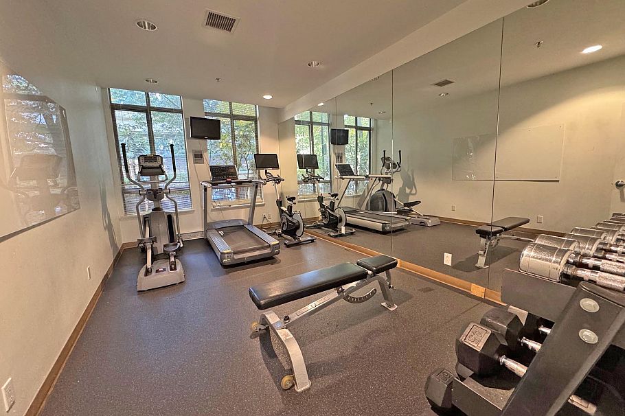 1401 3660 Vanness Avenue Vancouver, BC - 15