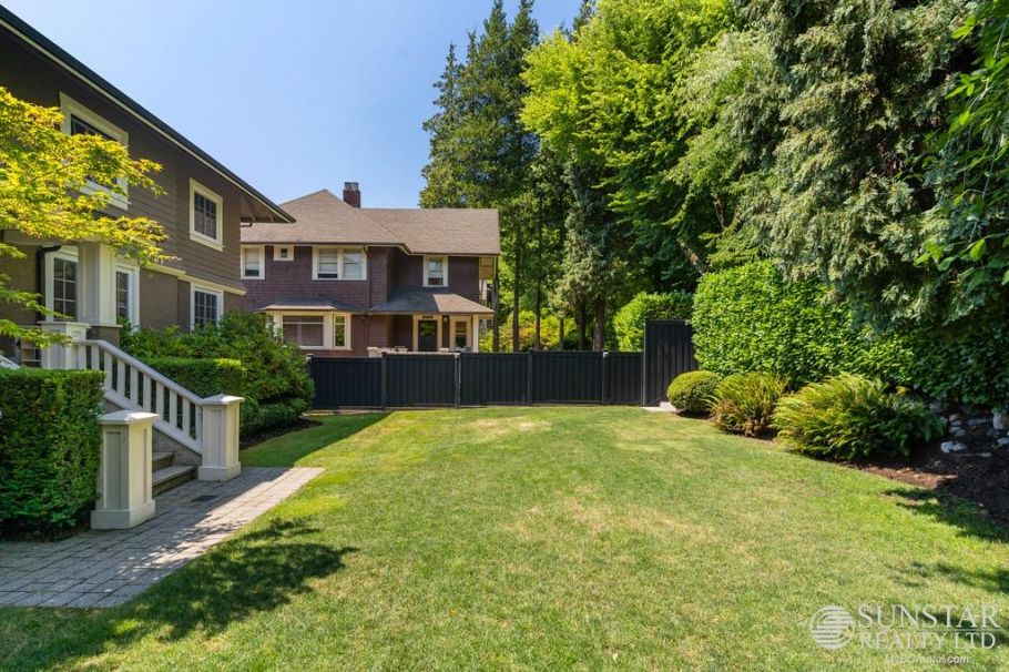 2500 W 37TH AVENUE, Vancouver BC V6N 2T2 Vancouver, BC - 2