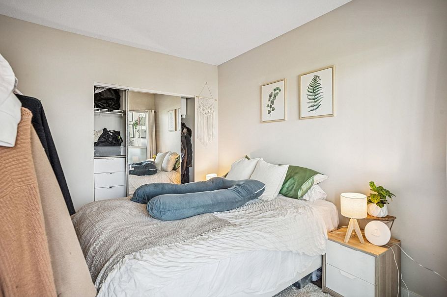 605 1708 Columbia Street Vancouver, BC - 17