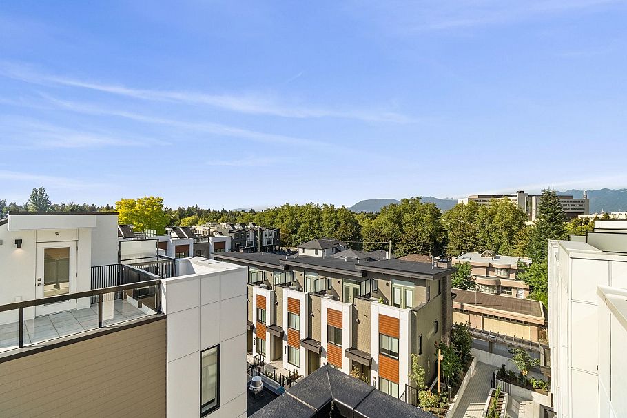 807 W 33rd Avenue Vancouver, BC - 24