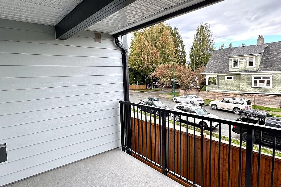 215 808 8th Avenue Vancouver, BC - 20