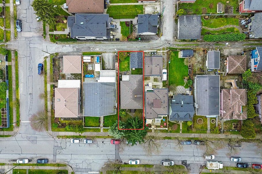 837 Windermere Street Vancouver, BC - 18