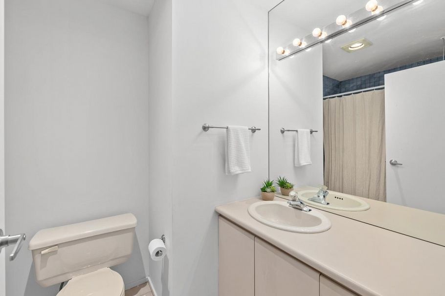 6 2880 W 33rd Avenue Vancouver, BC - 18