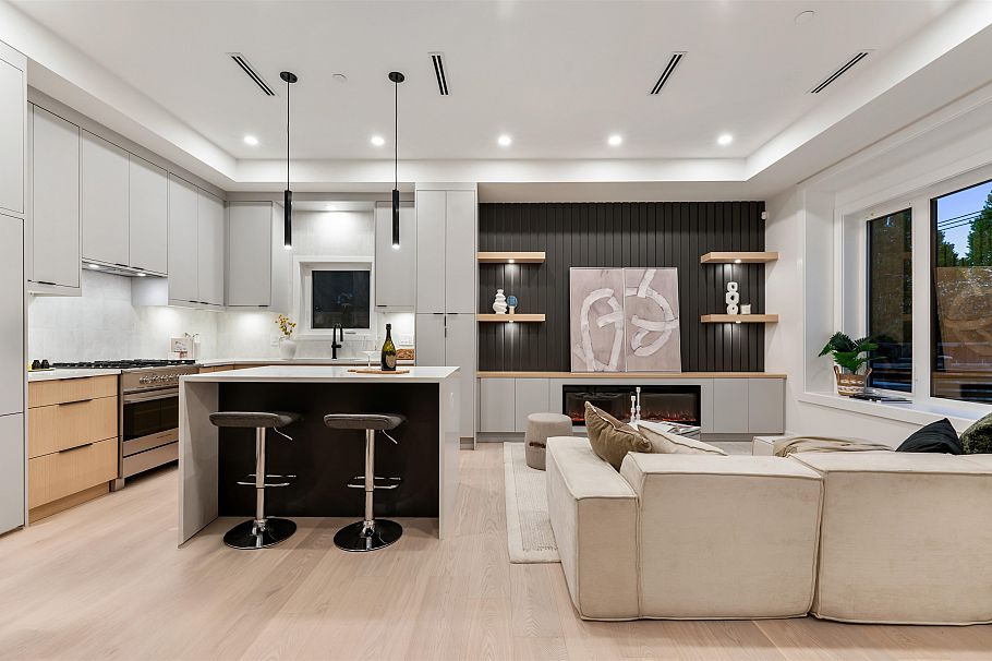 1 1259 Renfrew Street Vancouver, BC - 3