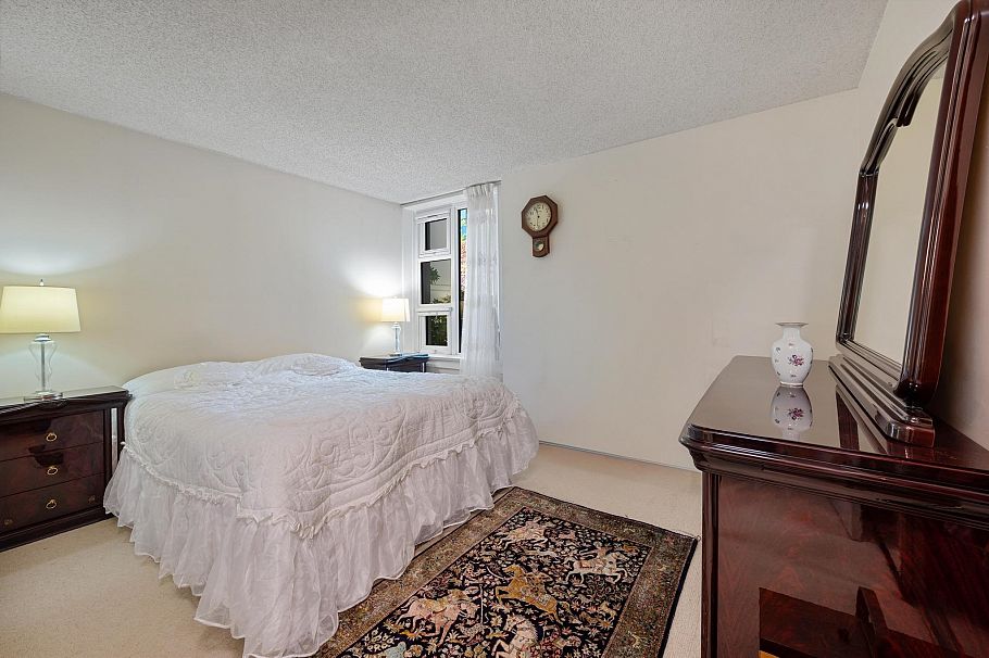 203 1845 Robson Street Vancouver, BC - 17