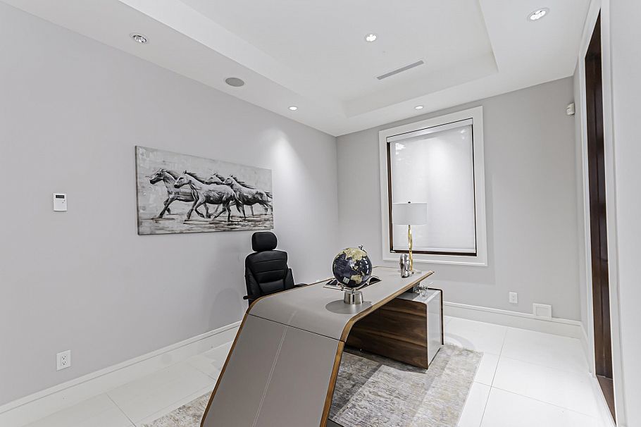 3875 W 36th Avenue Vancouver, BC - 11