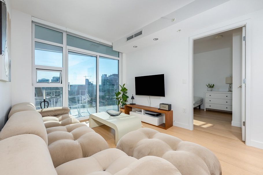 1212 1289 Hornby Street Vancouver, BC - 6