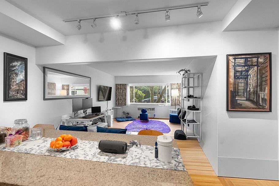 2 1879 Barclay Street Vancouver, BC - 2