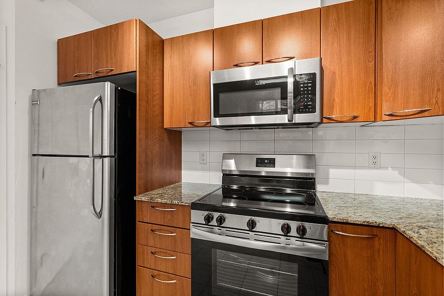 1468 Cedar Cottage Mews Vancouver, BC - 11