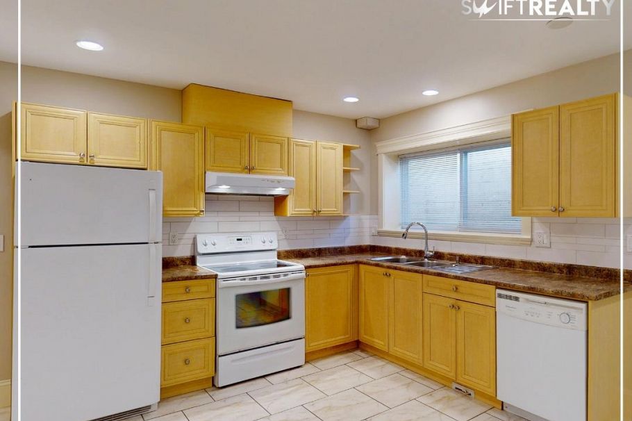 BSMT 843 CANYON BOULEVARD, North Vancouver BC V7R 2J7 North Vancouver, BC - 4