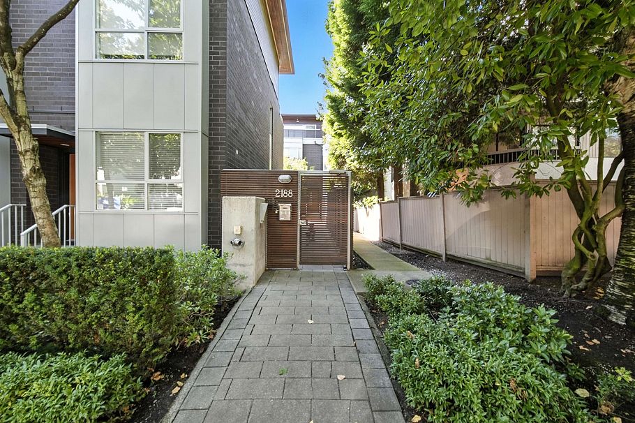 7 2188 W 8th Avenue Vancouver, BC - 38