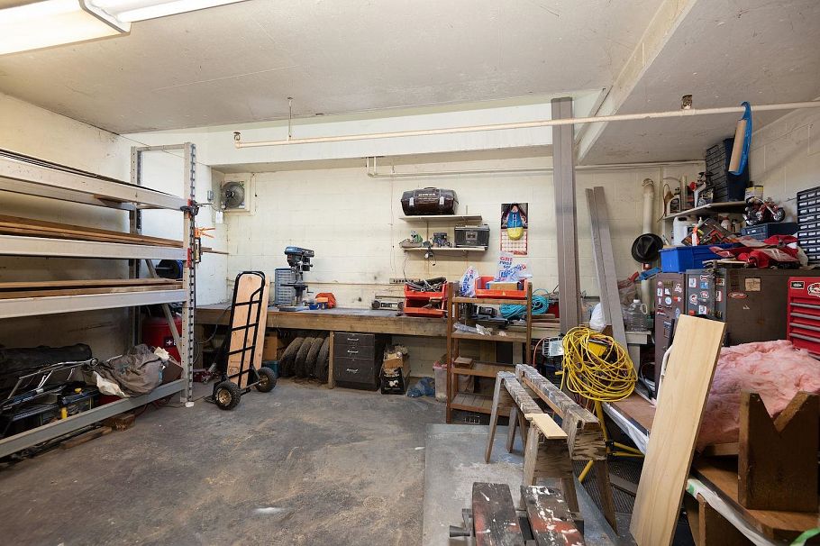  North Vancouver, BC - 29