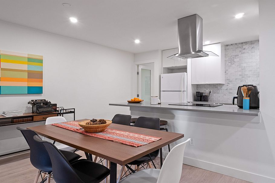 318 1345 W 15th Avenue Vancouver, BC - 6