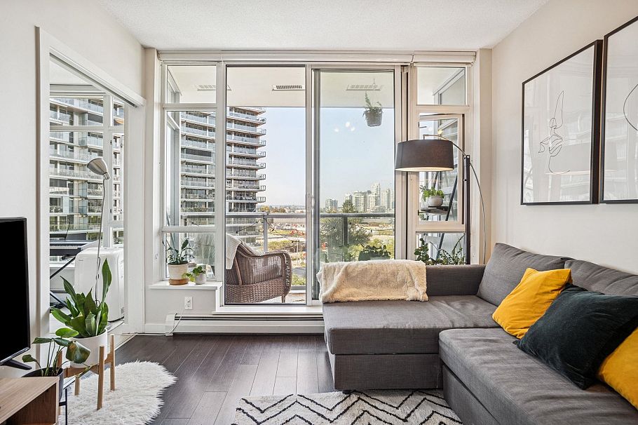 605 1708 Columbia Street Vancouver, BC - 9